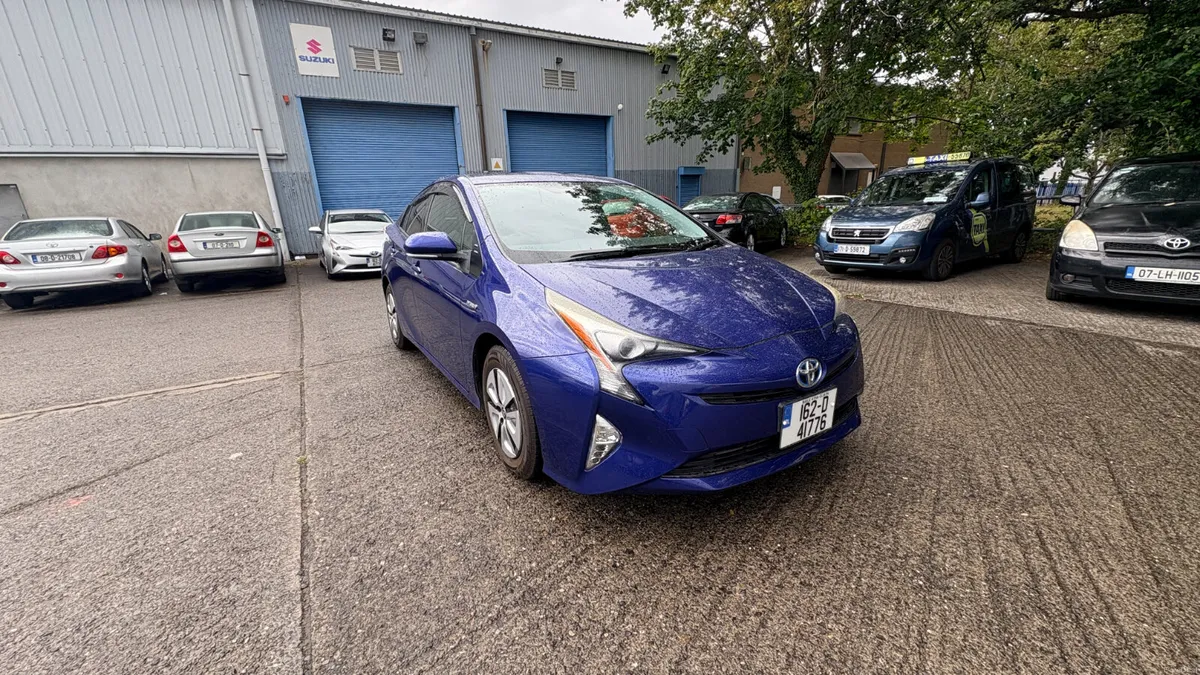 Toyota Prius 1.8 Hybrid Petrol 2016 - Image 3