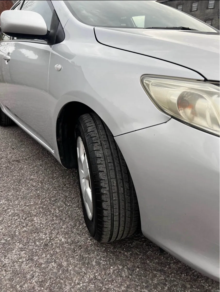 Toyota Corolla - Image 5