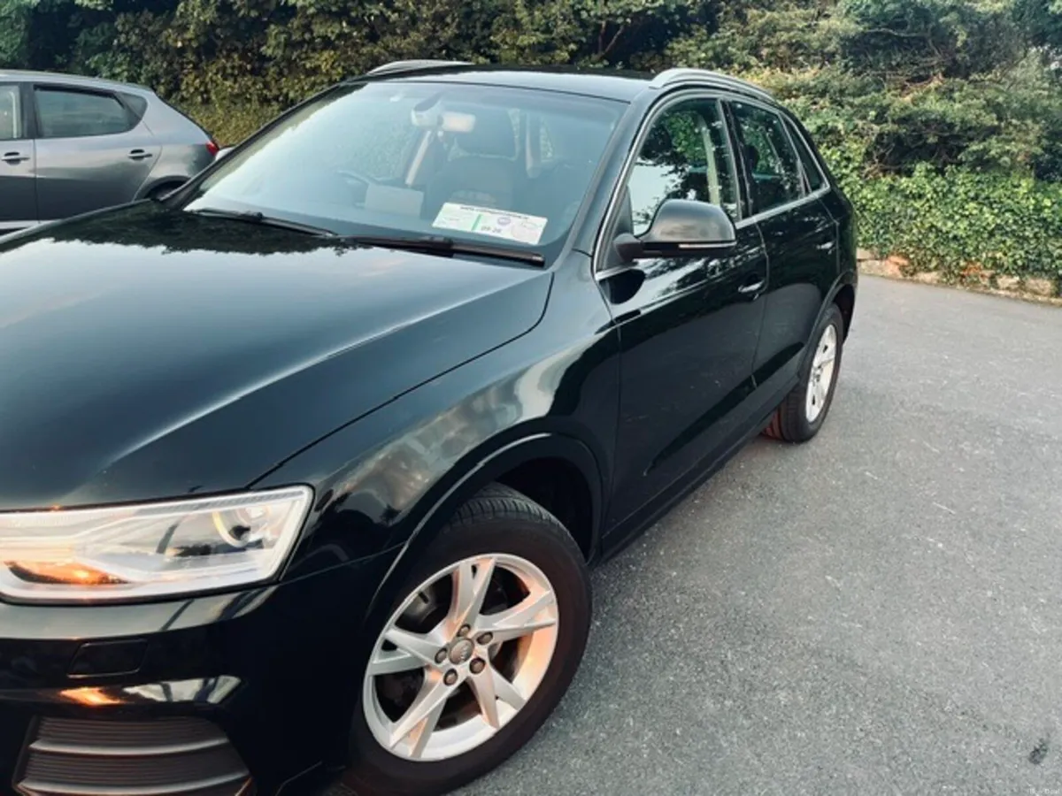 Audi Q3 2015 - Image 3