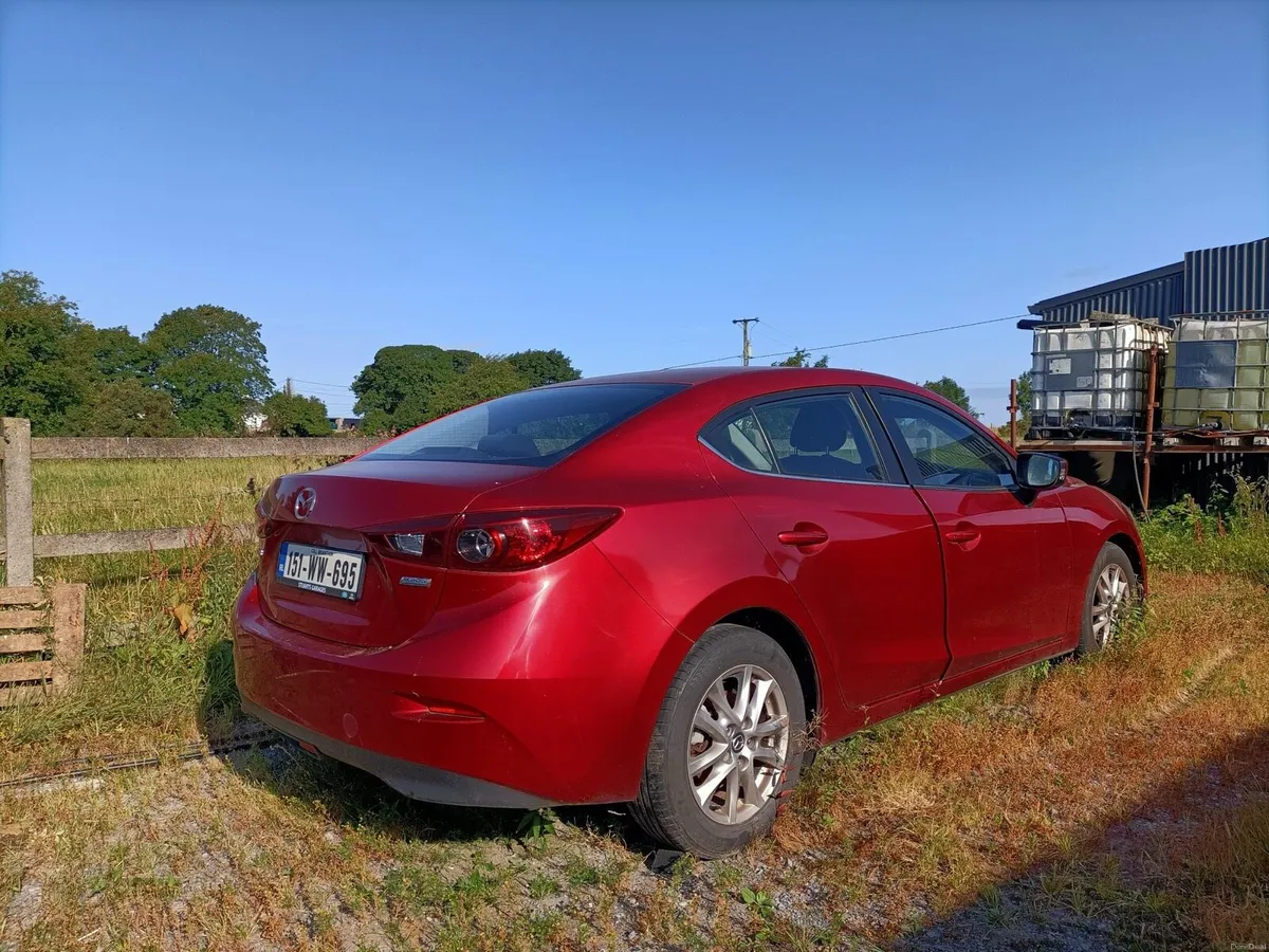 MAZDA 3 2015 - Image 4