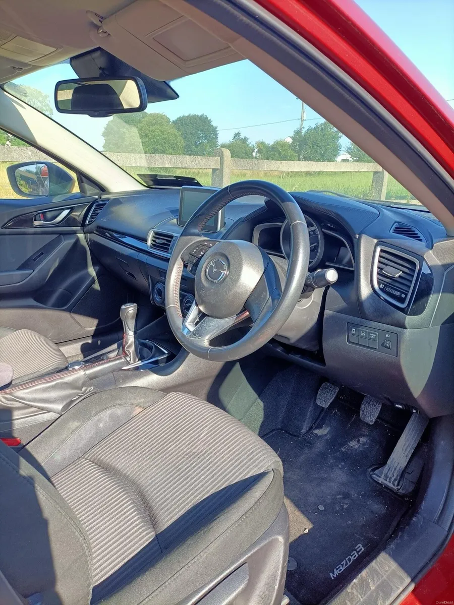 MAZDA 3 2015 - Image 6
