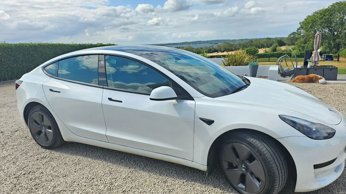 Tesla Model 3 2023(2) RWD - Image 5