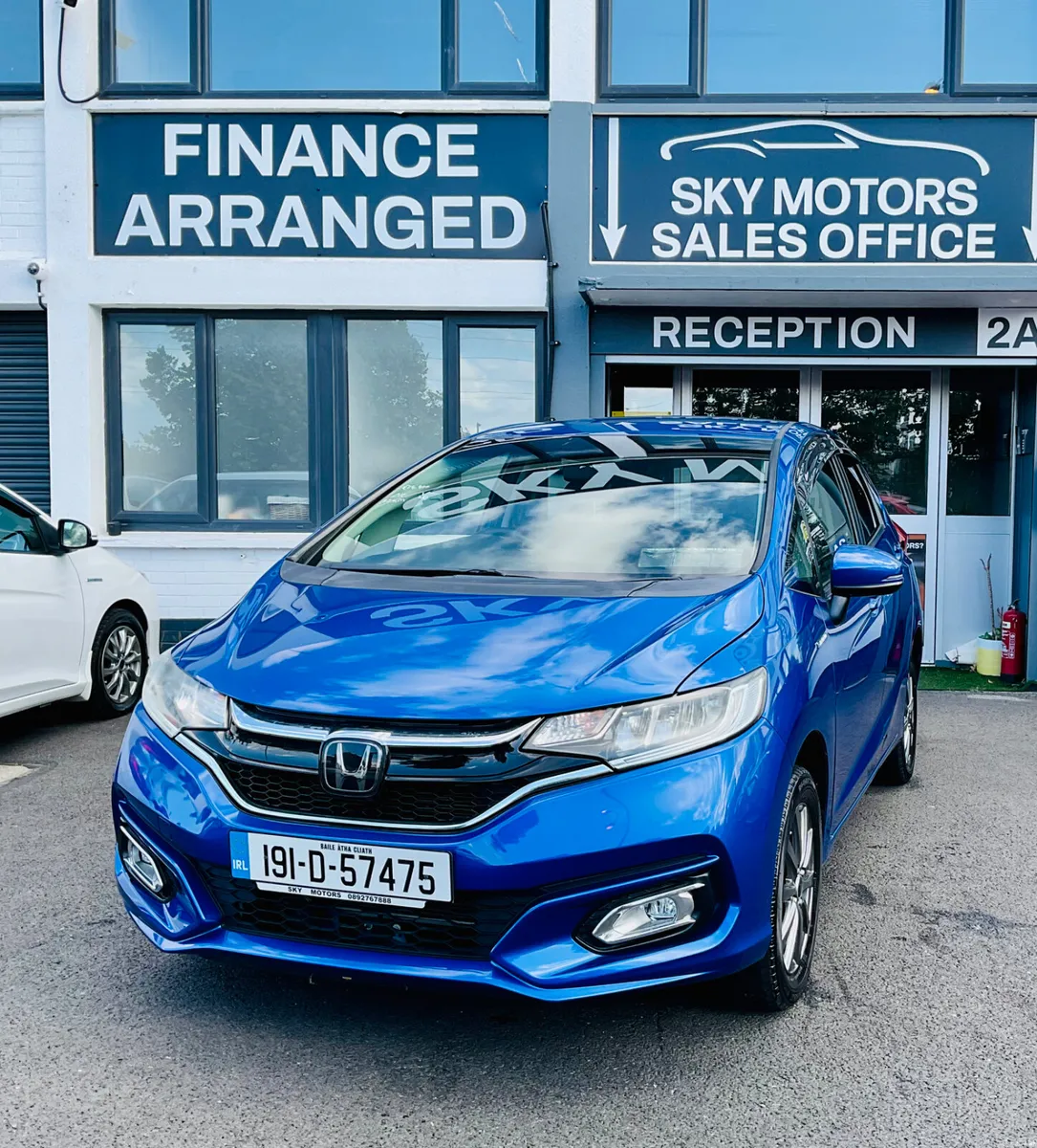 Honda Fit 2019 Hybrid Automatic 50K miles - Image 6