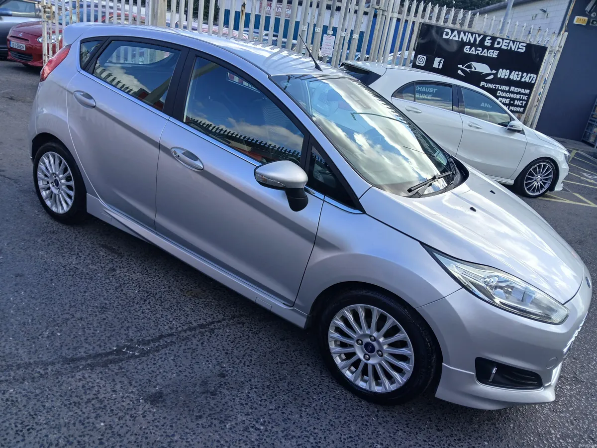 Ford Fiesta 2015 - Image 1