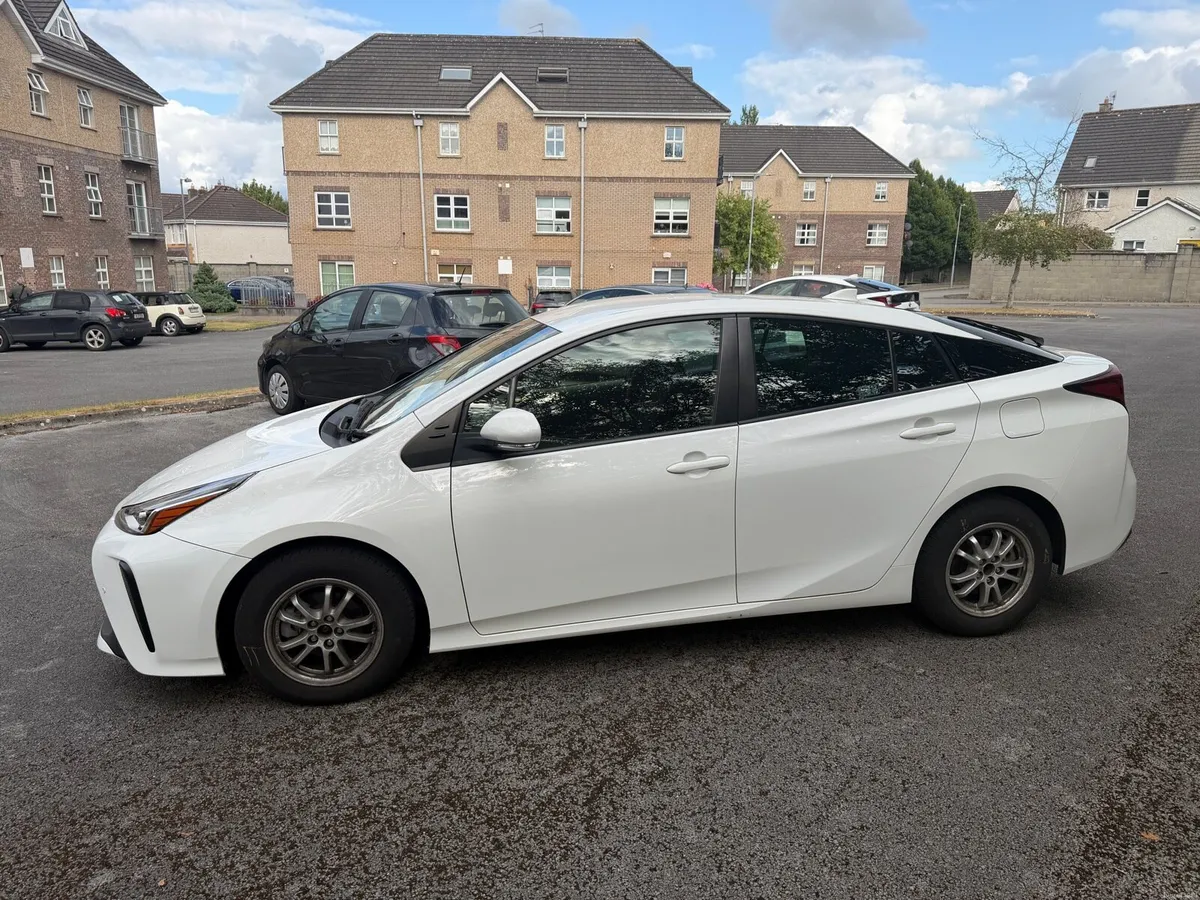 Toyota Prius 2022 - Image 6