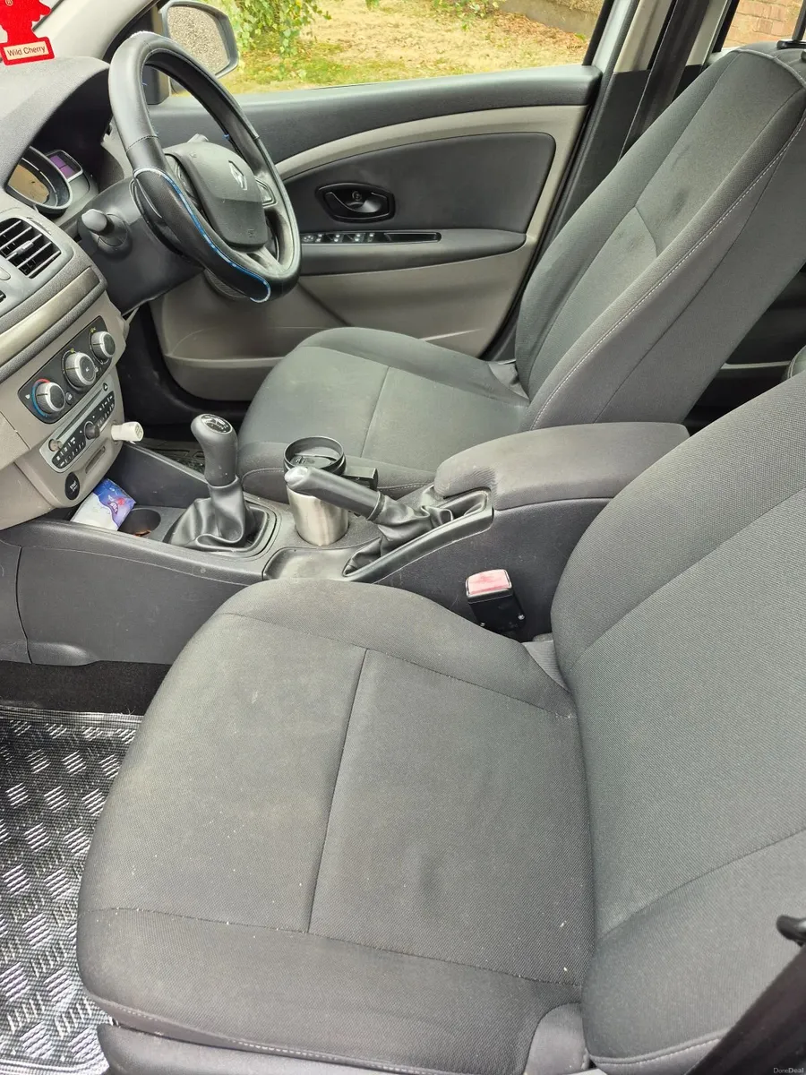 Renault Fluence 2011 New NCT 06/27 - Image 3