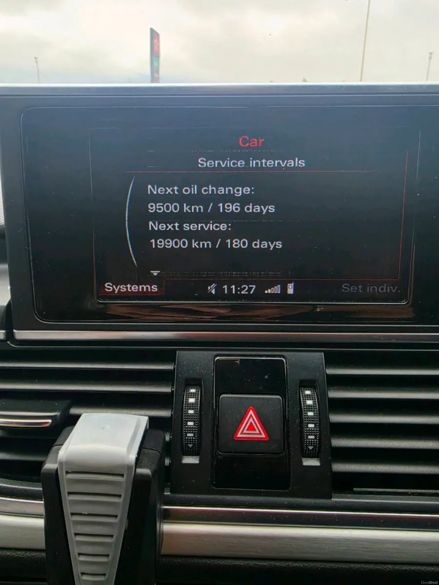 2014 Audi A6 S-Line Ultra,Black Edition,190hp,Auto - Image 5