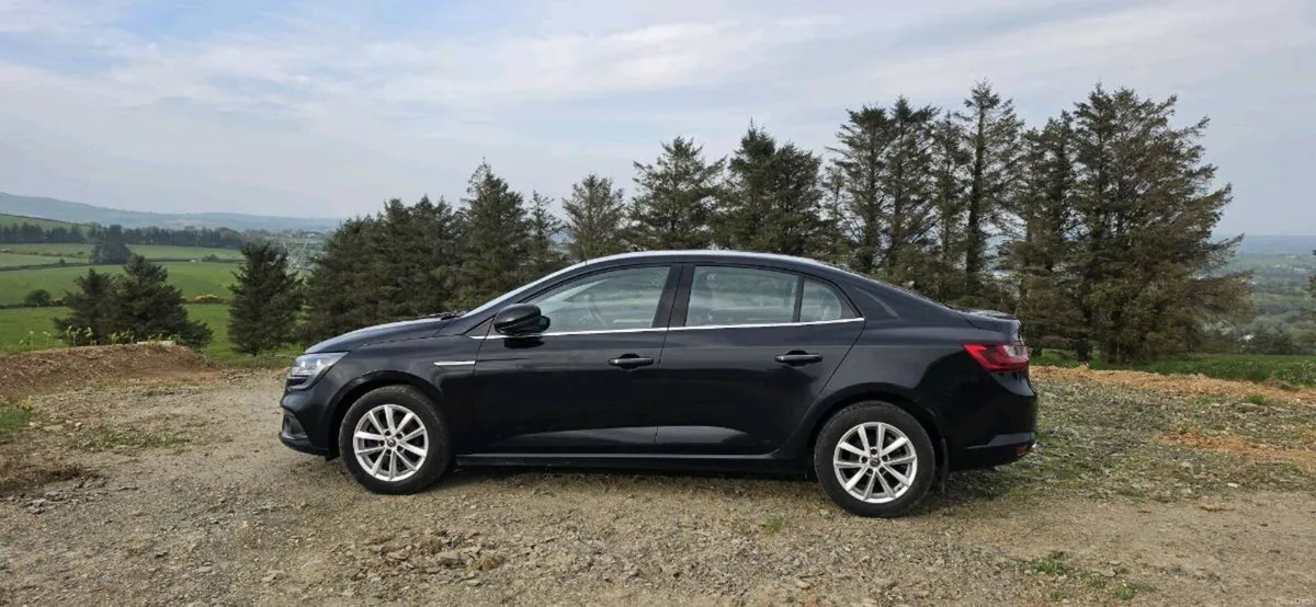 Car for sale - Image 2