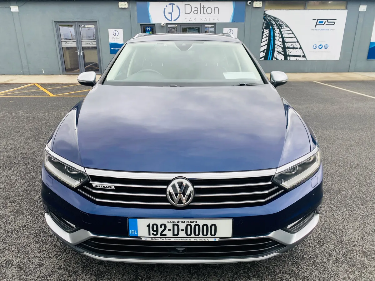 VOLKSWAGEN PASSAT ESTATE ALLTRACK 4 MOTION DSG 192 - Image 2