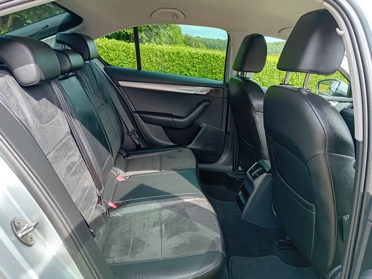 Skoda Octavia 2015 - Image 5