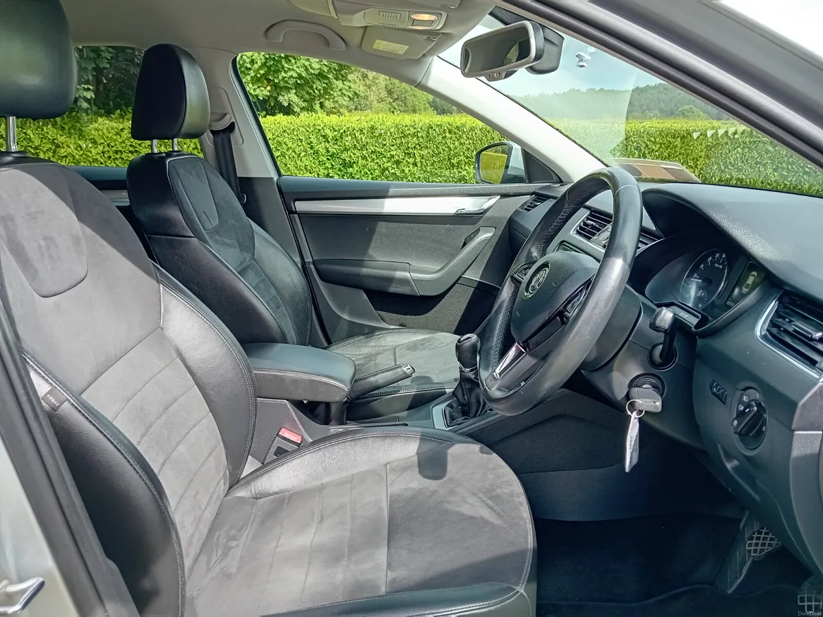 Skoda Octavia 2015 - Image 6