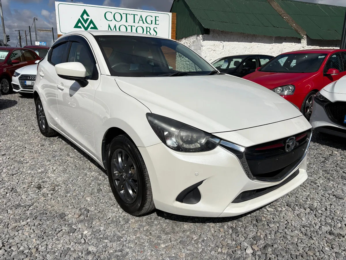 MAZDA DEMIO 1.3 AUTO *LEATHER TRIM* - Image 2