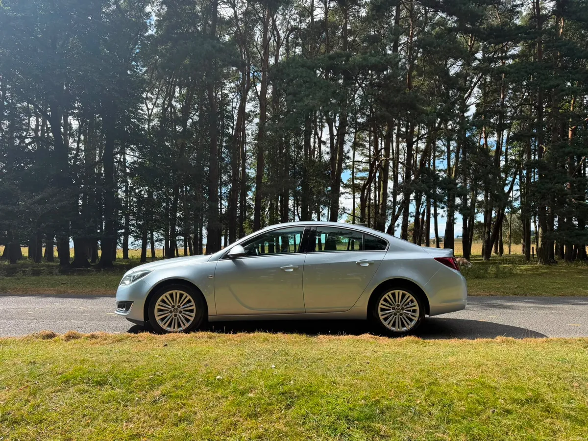 Opel Insignia 2016 Diesel Lovely Car - Image 4