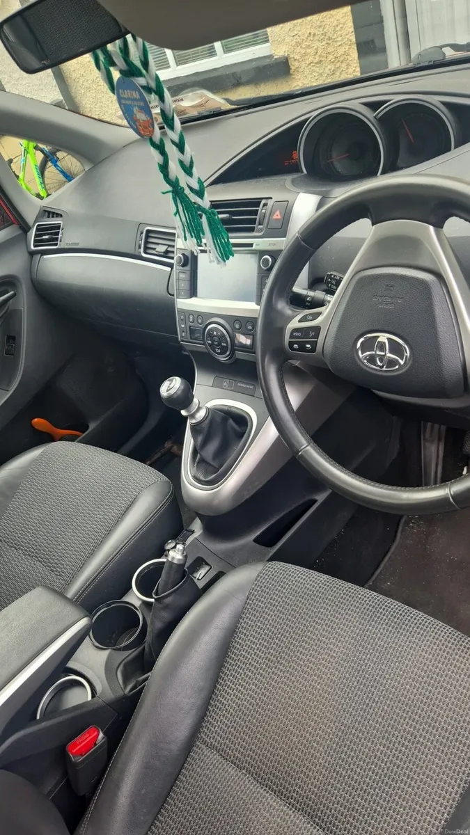 Toyota verso - Image 6