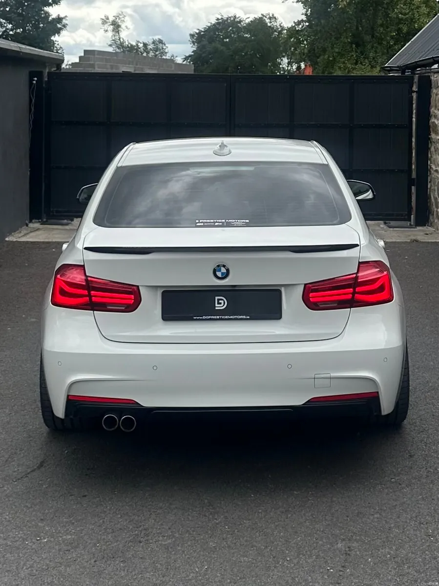 2017 BMW 3 SERIES 320D AUTO M PERFORMANCE - Image 5