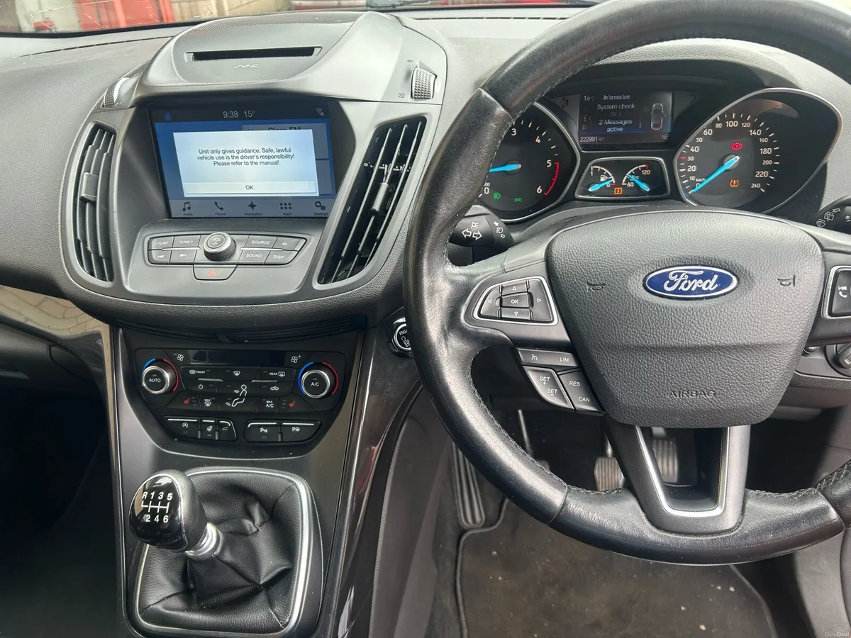 2018 FORD KUGA 2.0 tdci TITANIUM 150ps - Image 3