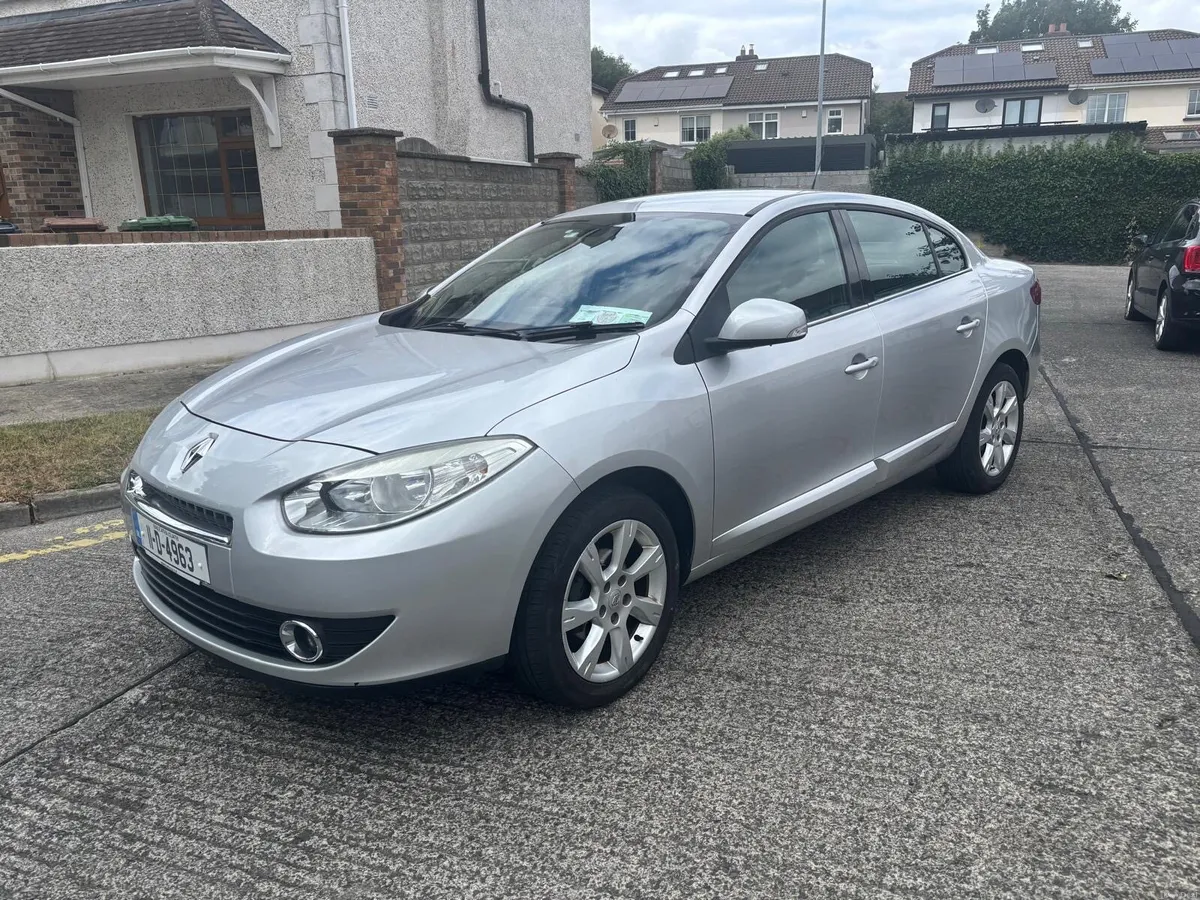 Renault Fluence 2011 - Image 3