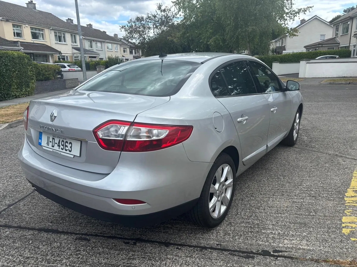 Renault Fluence 2011 - Image 5