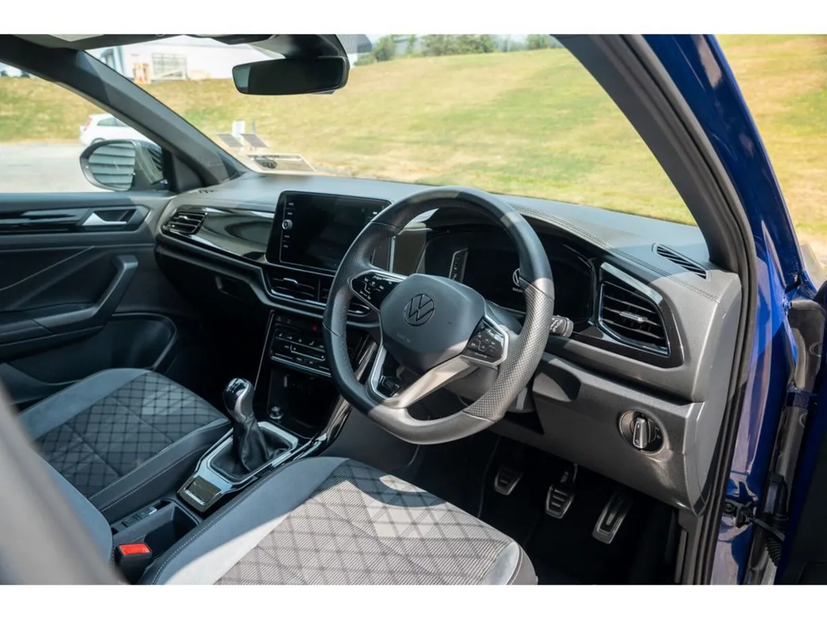 Volkswagen T-Roc 2022 T-Roc R-line 1.0 TSI - Image 6