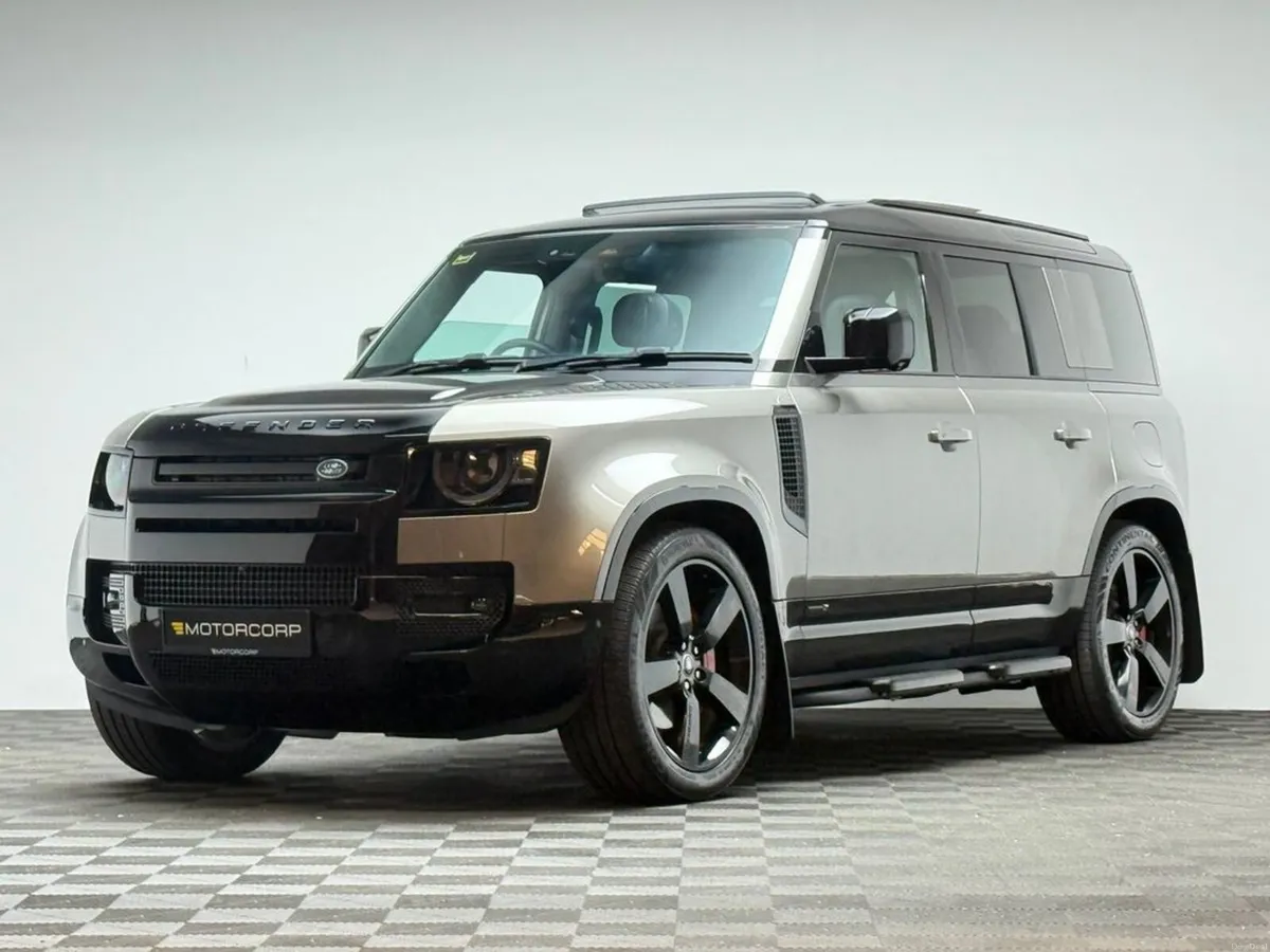 Land Rover Defender 110 X P300E *PAN ROOF* - Image 3
