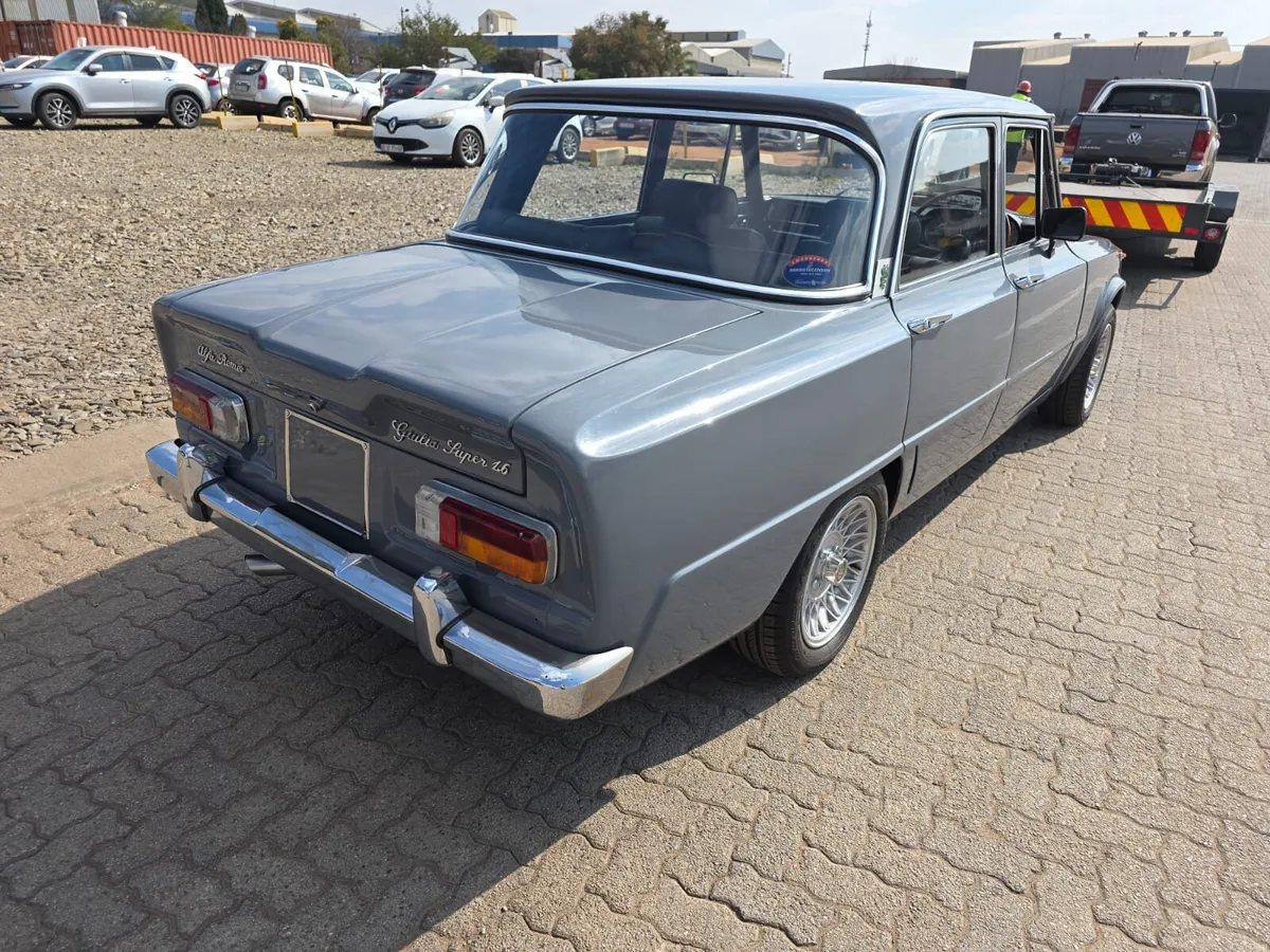 Alfa Romeo Giulia super 1.6ltr - Image 4