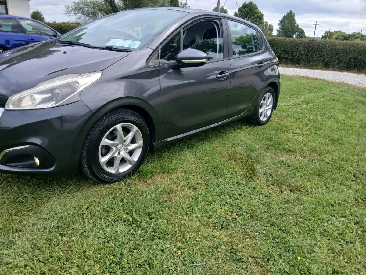 PEUGEOT 208 1.6HDI LOW MILEAGE 39,000KM - Image 3