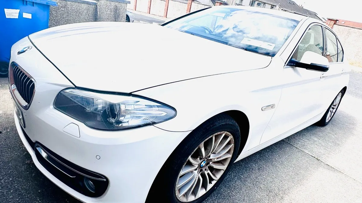 BMW 520 Auto 2014 luxury edition - Image 3