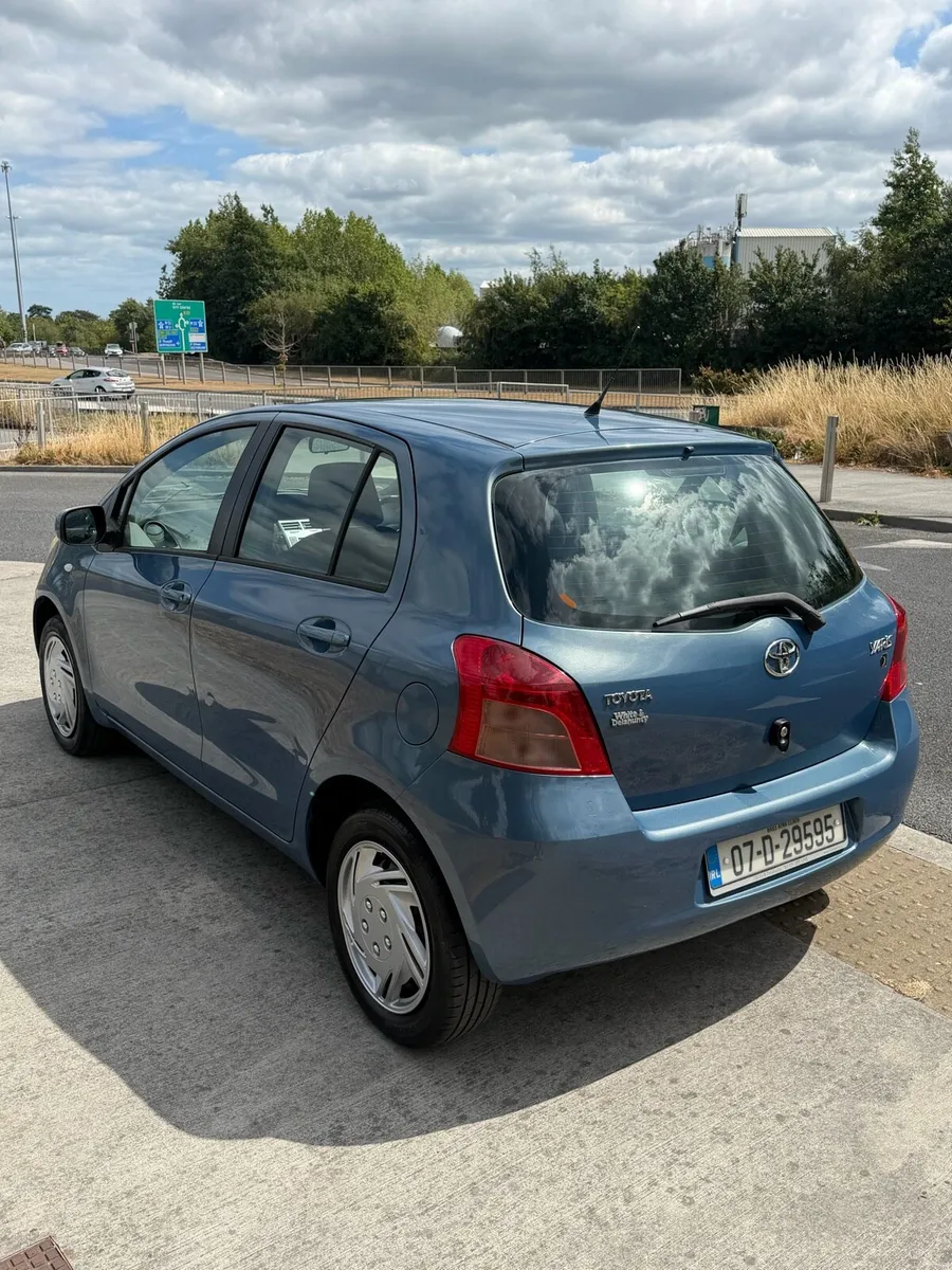 Toyota Yaris AUTO 1.0 - Image 3