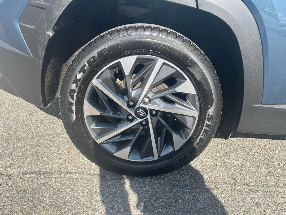 Hyundai Tucson 2WD Executive Plus - Image 5