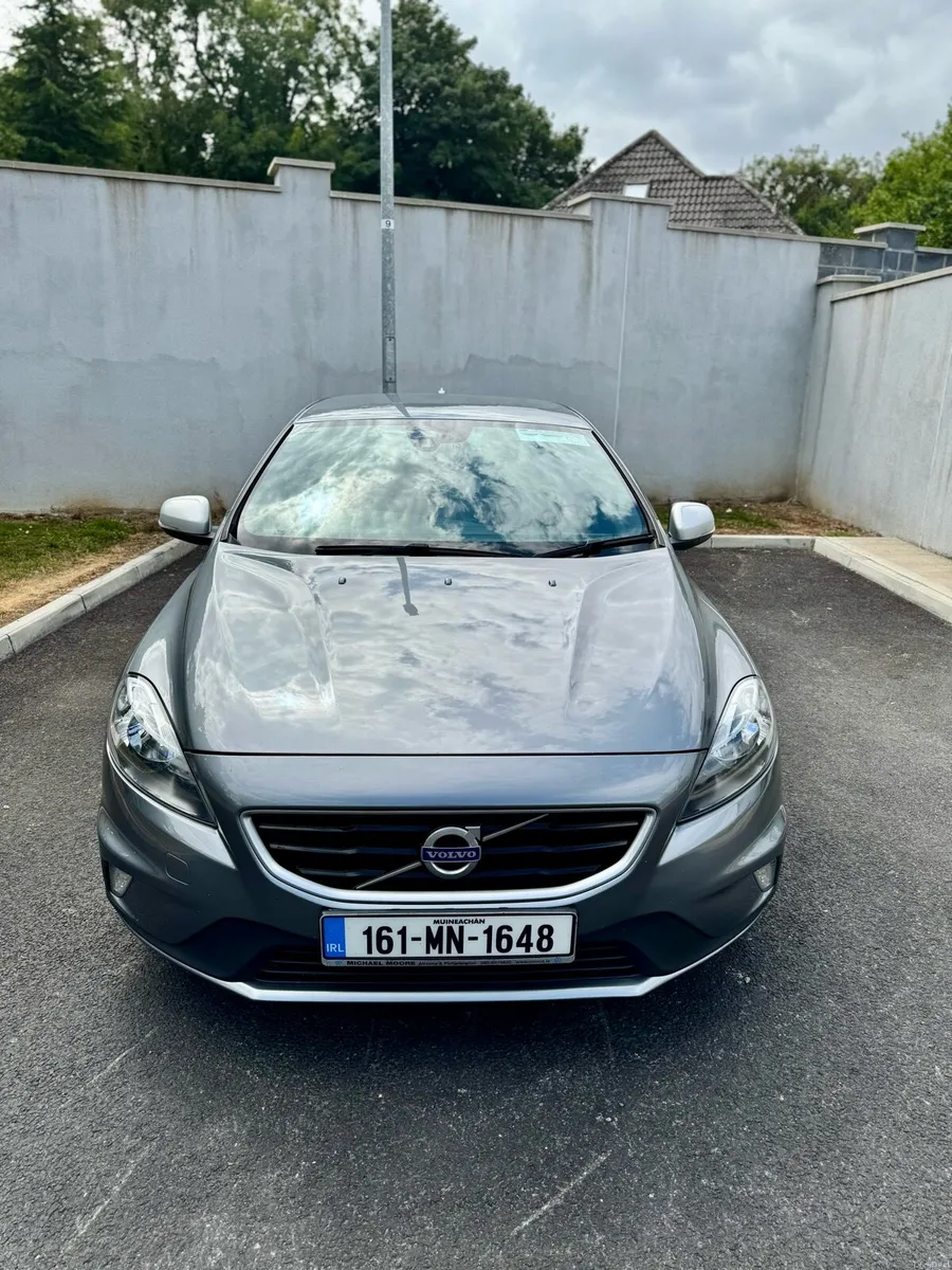 161 Volvo V40 R-DESIGN NEW NCT - Image 6