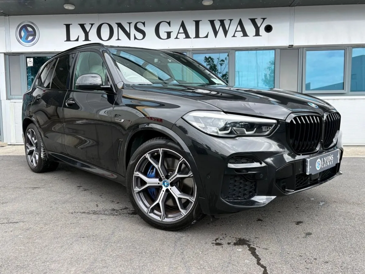 BMW X5 M-Sport / Glass Roof / Very low mileage / S - Image 1