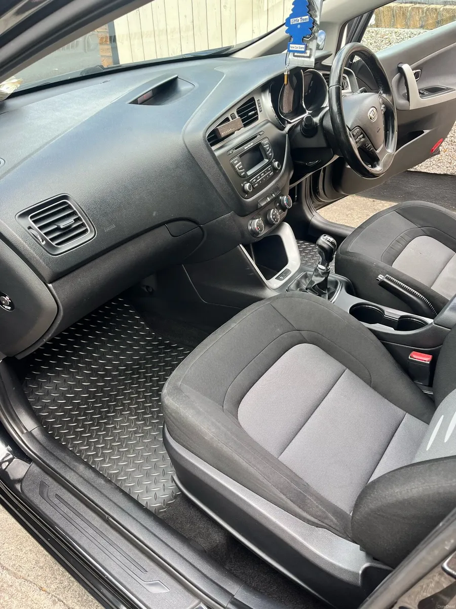Kia ceed - Image 4