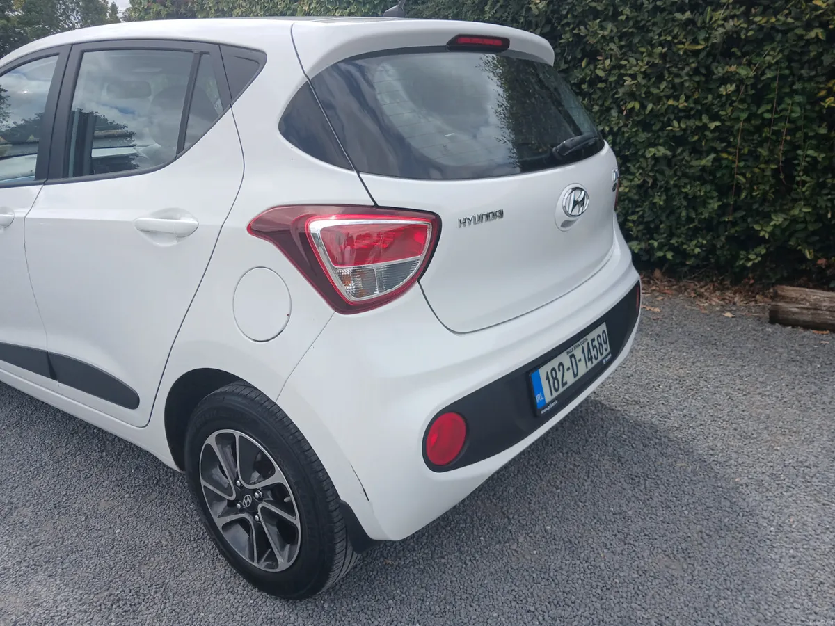 Hyundai i10 Deluxe 2018 - Image 3
