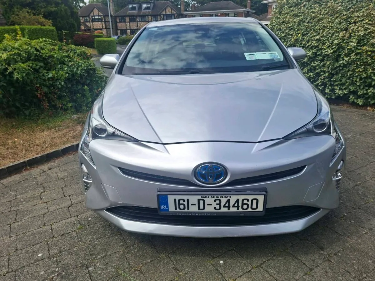 TOYOTA PRIUS 1.8 HYBRID AUTOMATIC 2016 NEW MODEL - Image 5