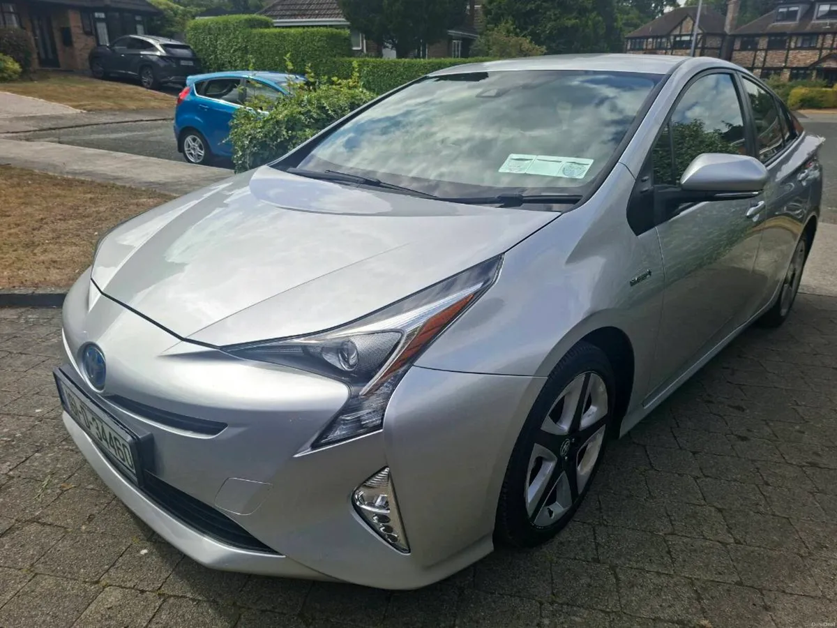 TOYOTA PRIUS 1.8 HYBRID AUTOMATIC 2016 NEW MODEL - Image 6