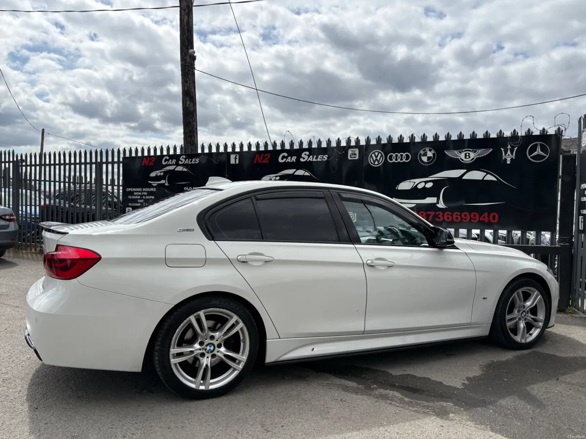 182 BMW 330e M-Sport Hybrid, LOW MILES, NEW NCT - Image 6