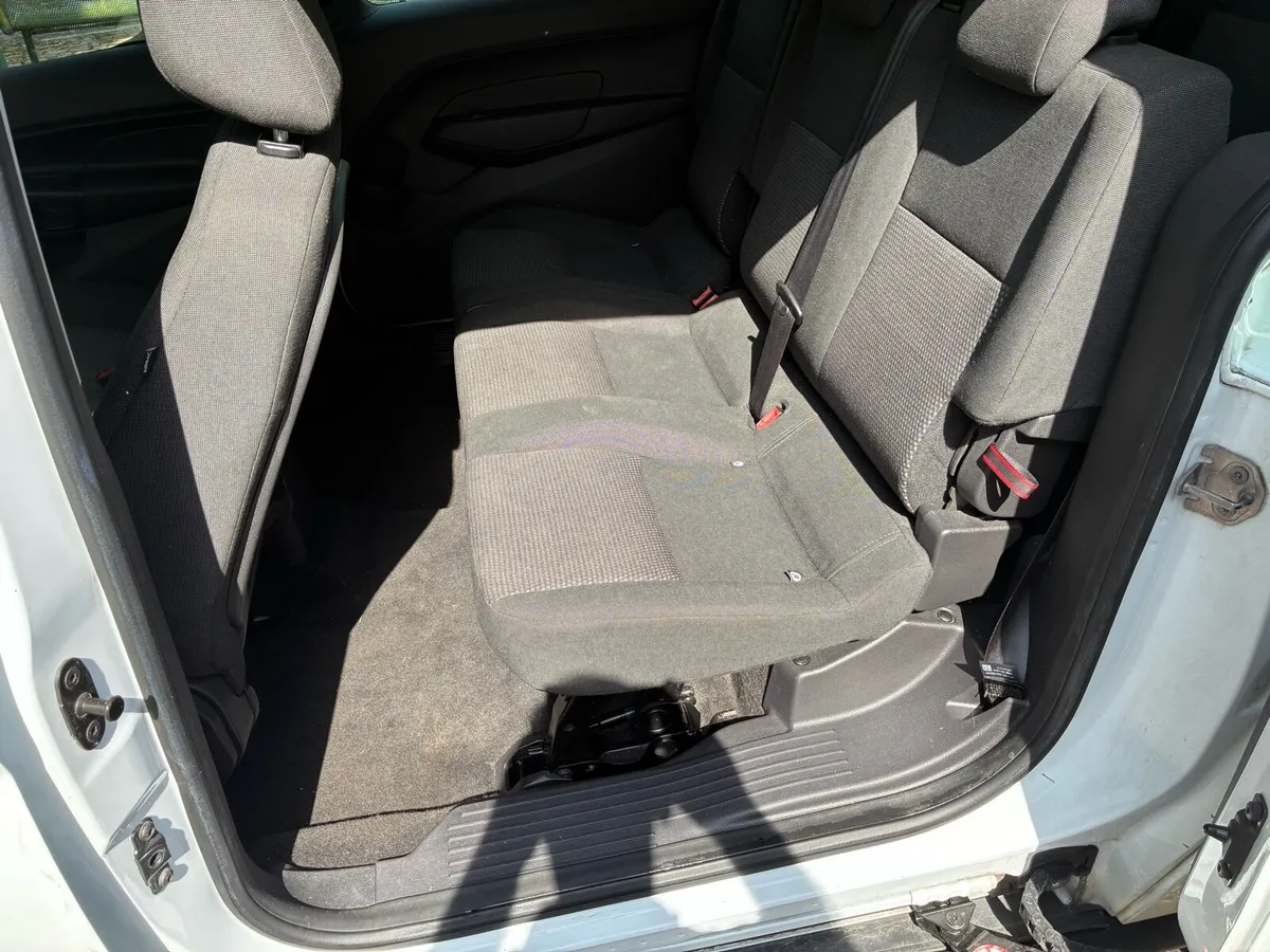 2018 transit connect 7 seater - Image 5