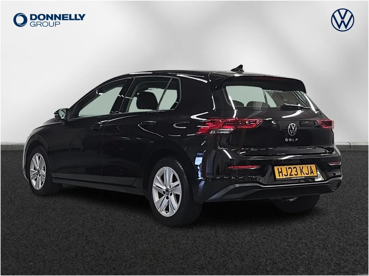 Volkswagen Golf Diesel Hatchback Life - Image 3