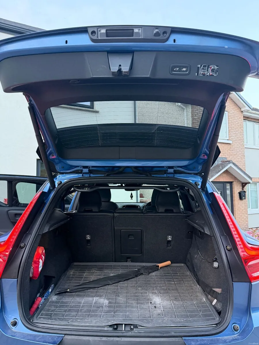 Volvo XC40 2018 - Image 6