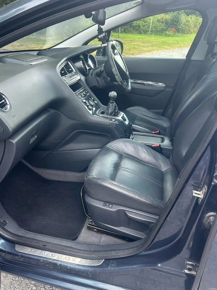 PEUGEOT 5008 1.6 HDI ALLURE - New NCT 07/26 - Image 5