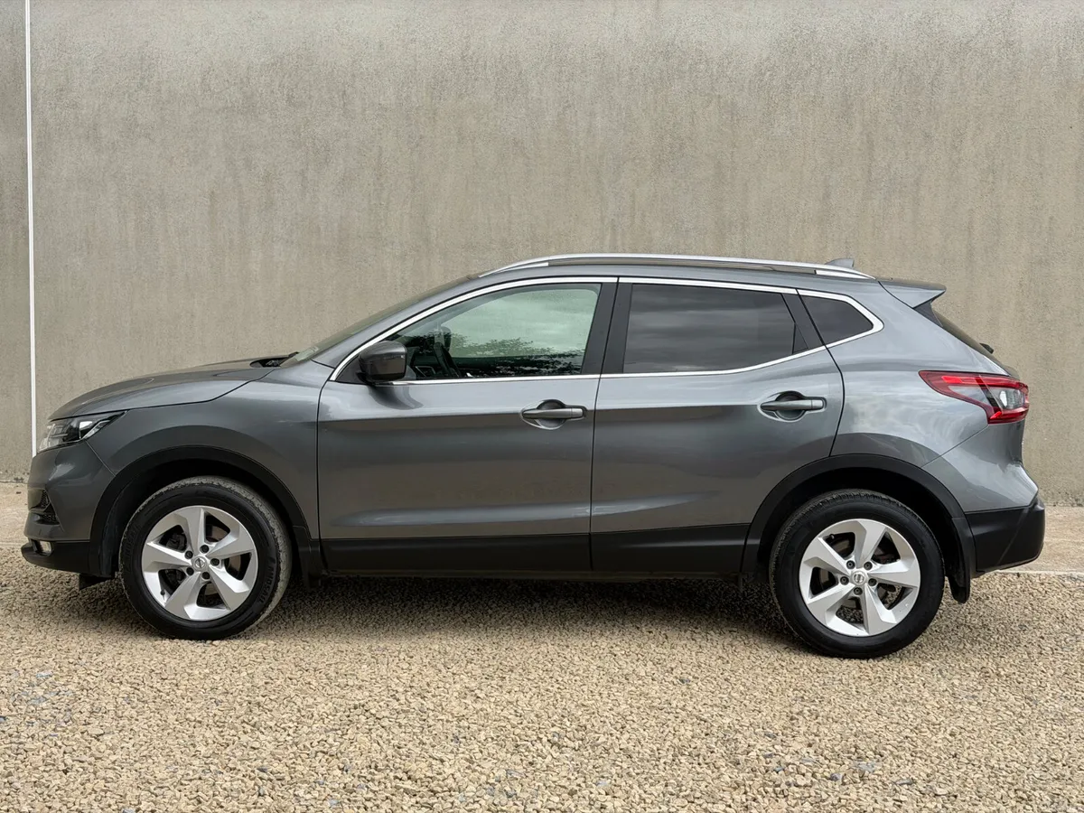 Nissan Qashqai 2018 Low Kms - Image 4