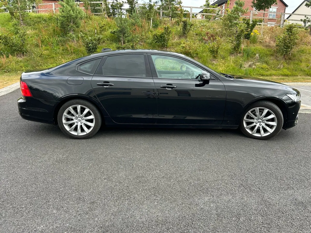 Volvo S90 D3 Momentum Auto (NCT 2028) - Image 6