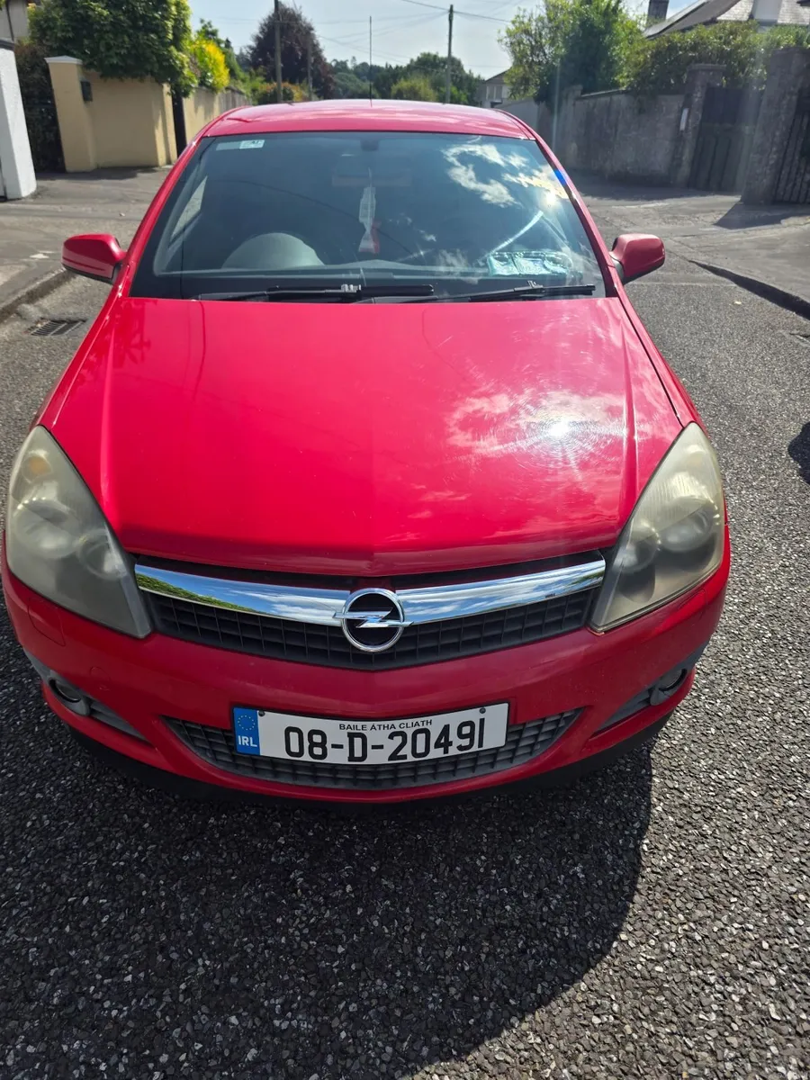 Opel Astra 2008 - Image 1