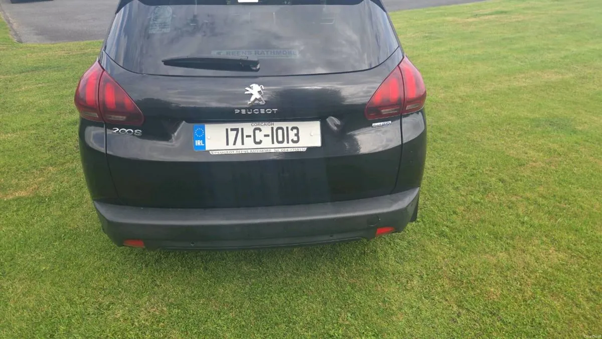 Peugeot 2008 - Image 4