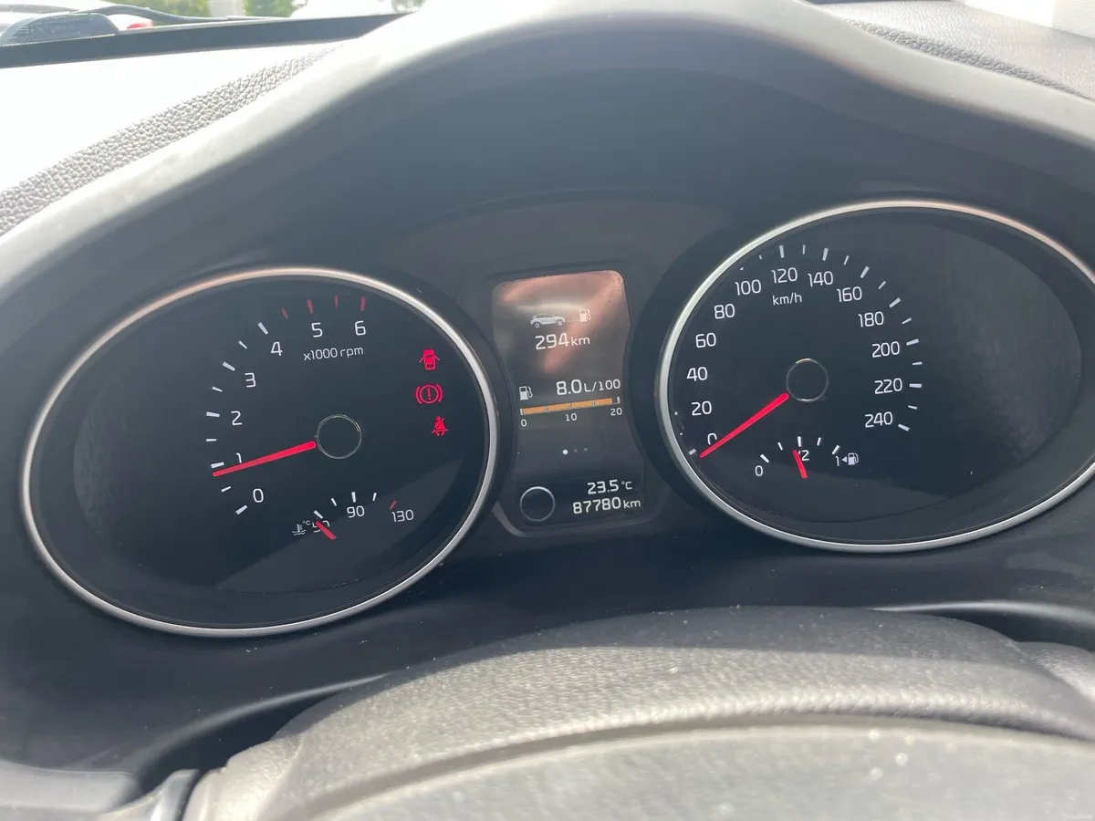 2015 Kia Sportage 1.7 CRDI *LOW MILEAGE <90000Kms* - Image 4