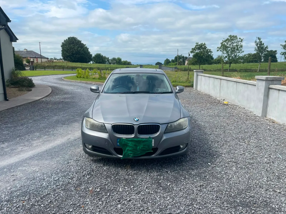 Car - Image 2