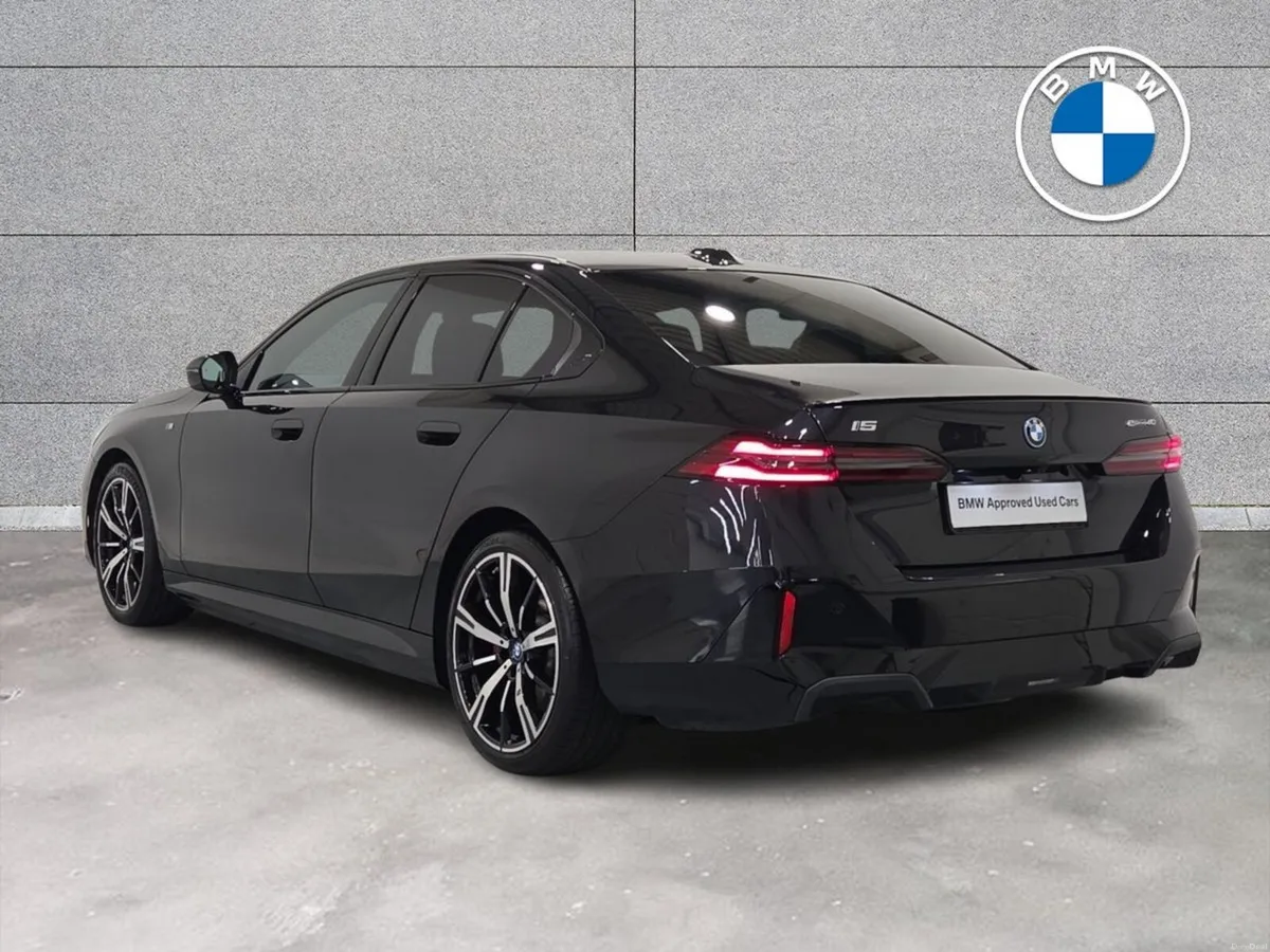 BMW i5 eDrive40 M Sport Pro Saloon - Image 2