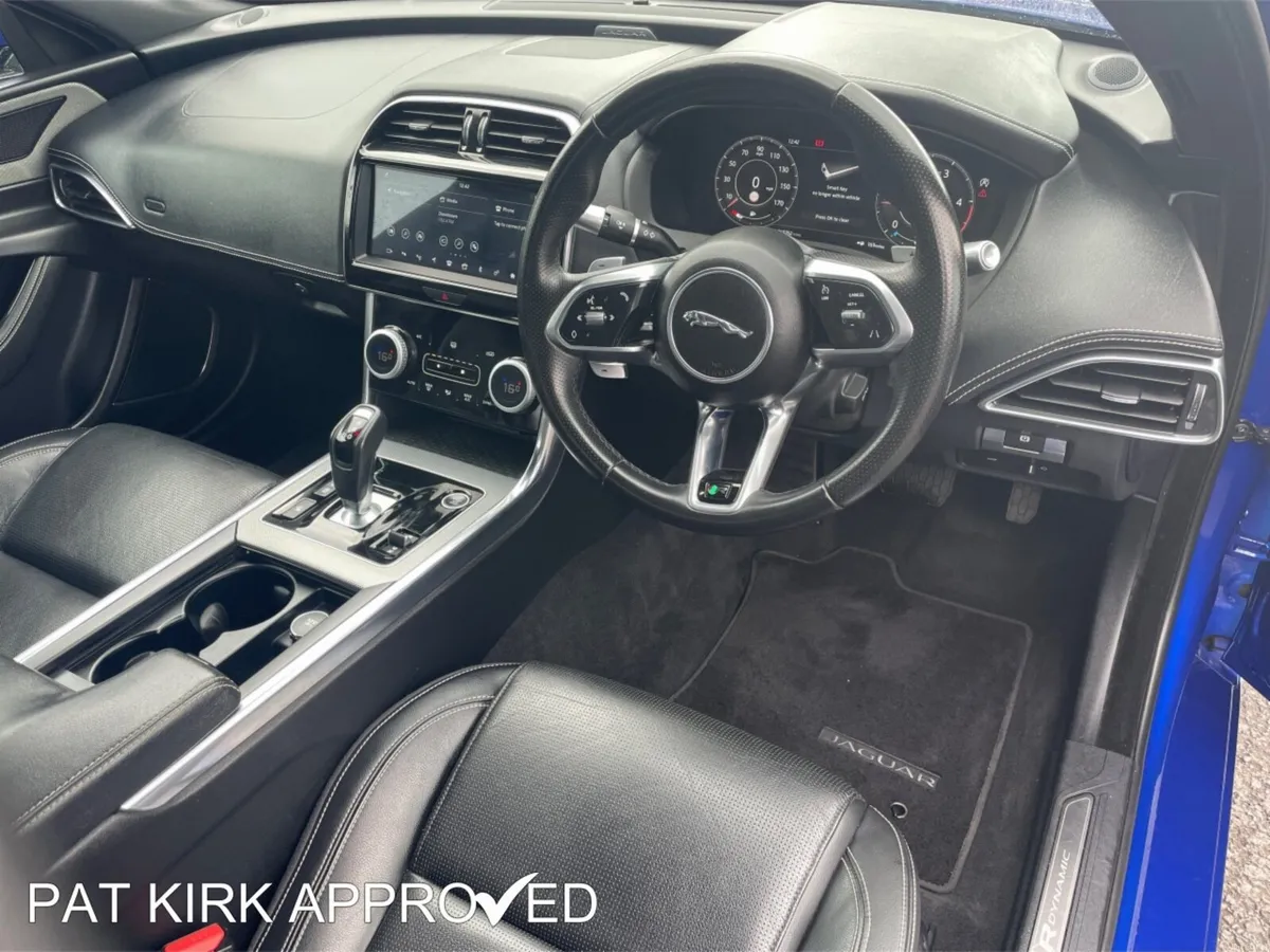 Jaguar XE Xe Diesel Saloon R-Dynamic SE - Image 5
