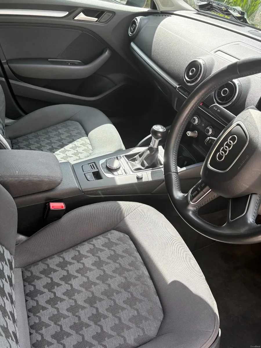 2015 Audi A3 1.6 TDI SE Technik Ultra - Image 6