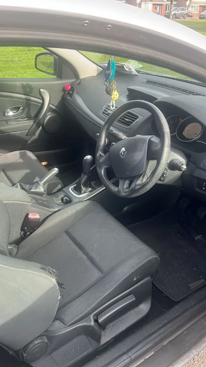 Renault Megane 2010 - Image 2